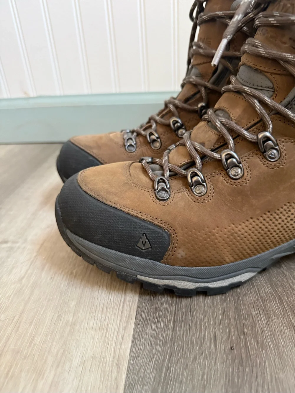 Vasque St. Elias Goretex Hiking Boot Men's 11